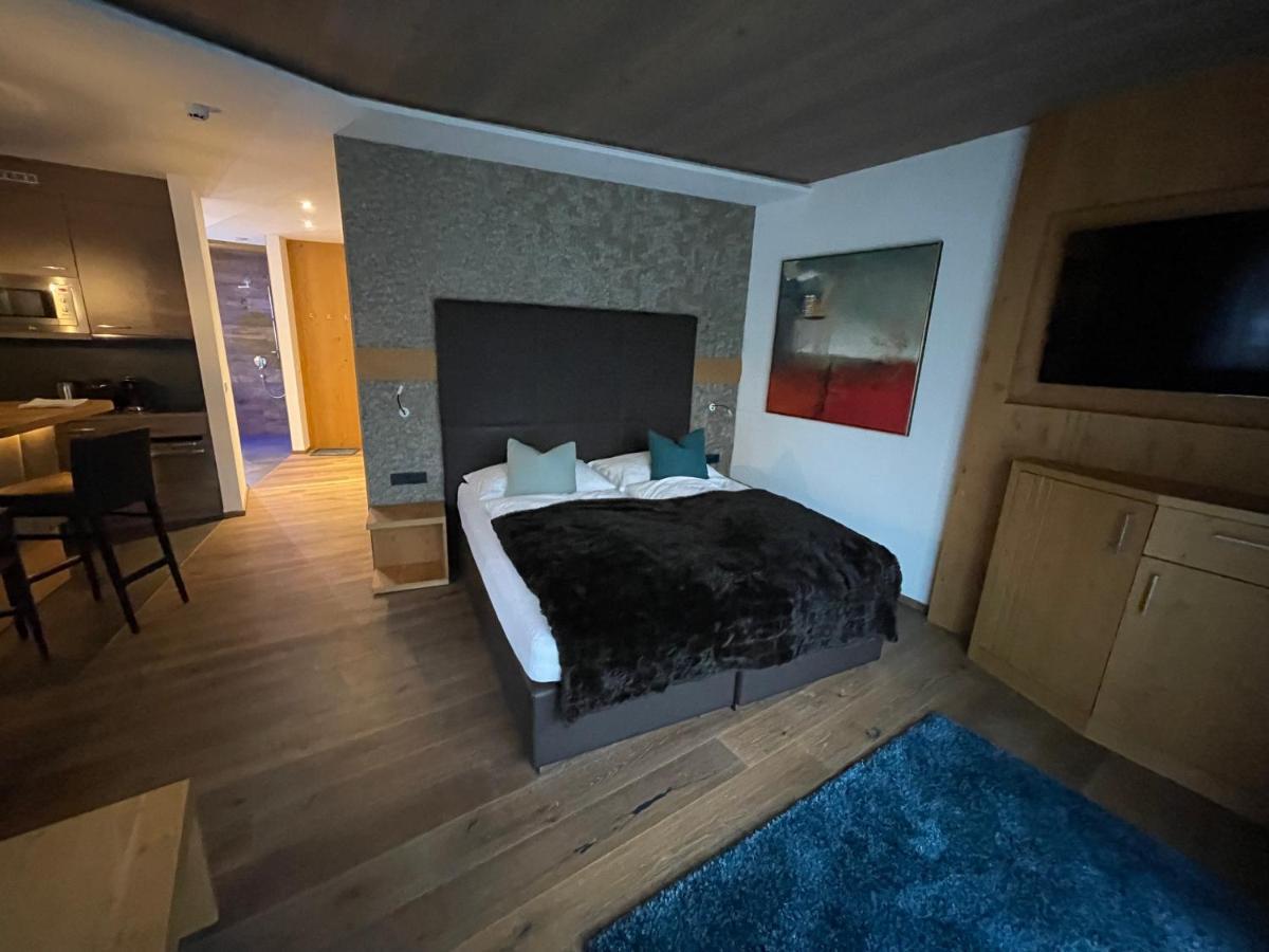 Haus Alt St. Anton Lägenhet Sankt Anton am Arlberg Exteriör bild