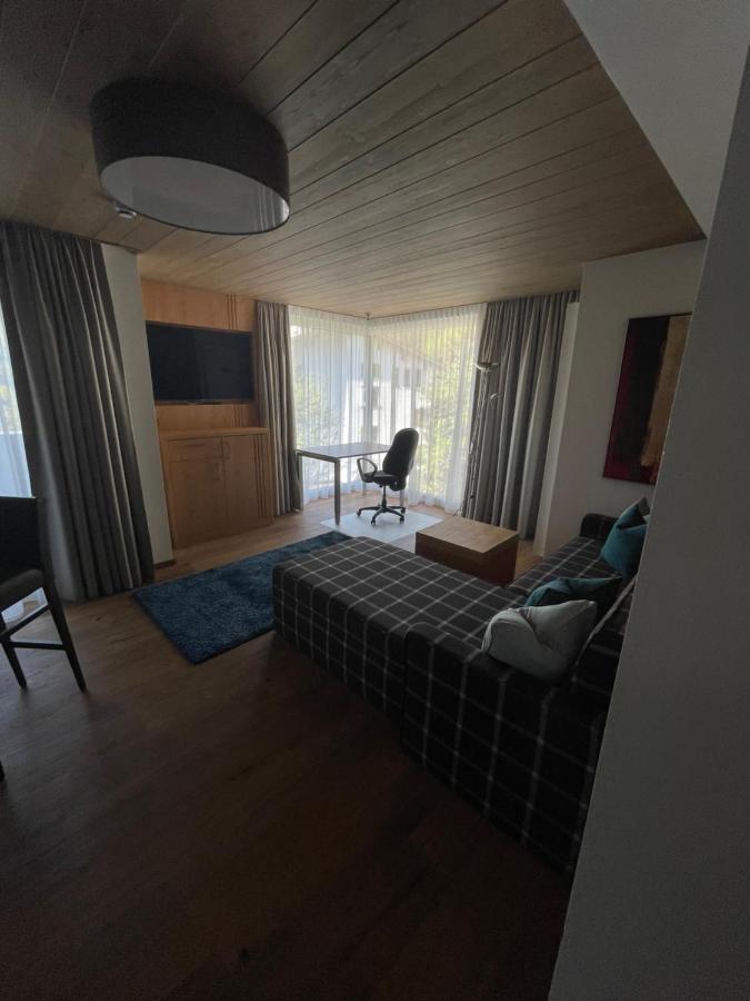 Haus Alt St. Anton Lägenhet Sankt Anton am Arlberg Exteriör bild