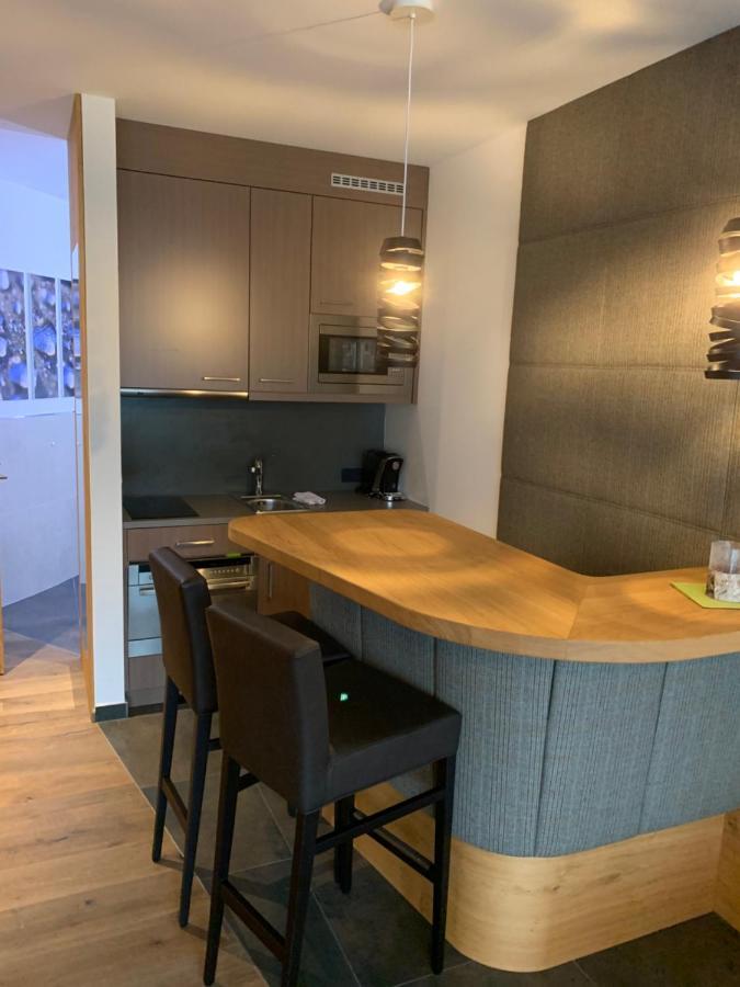 Haus Alt St. Anton Lägenhet Sankt Anton am Arlberg Exteriör bild